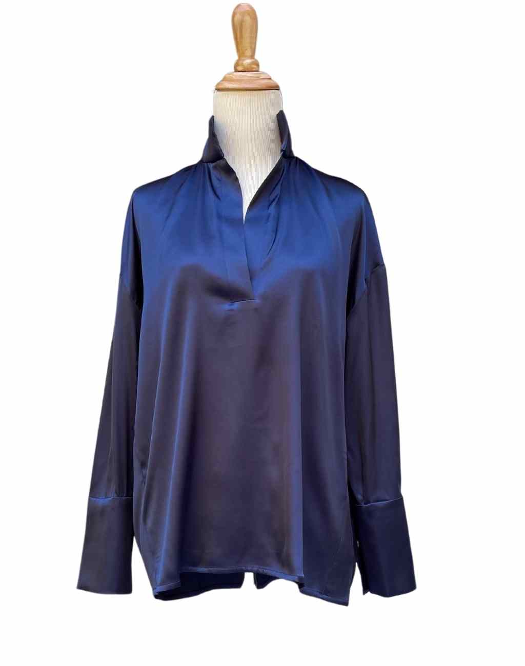Classic Silk Long Sleeved Grace Top | V-Neck with Collar - Visit Nifty Monica Nera 