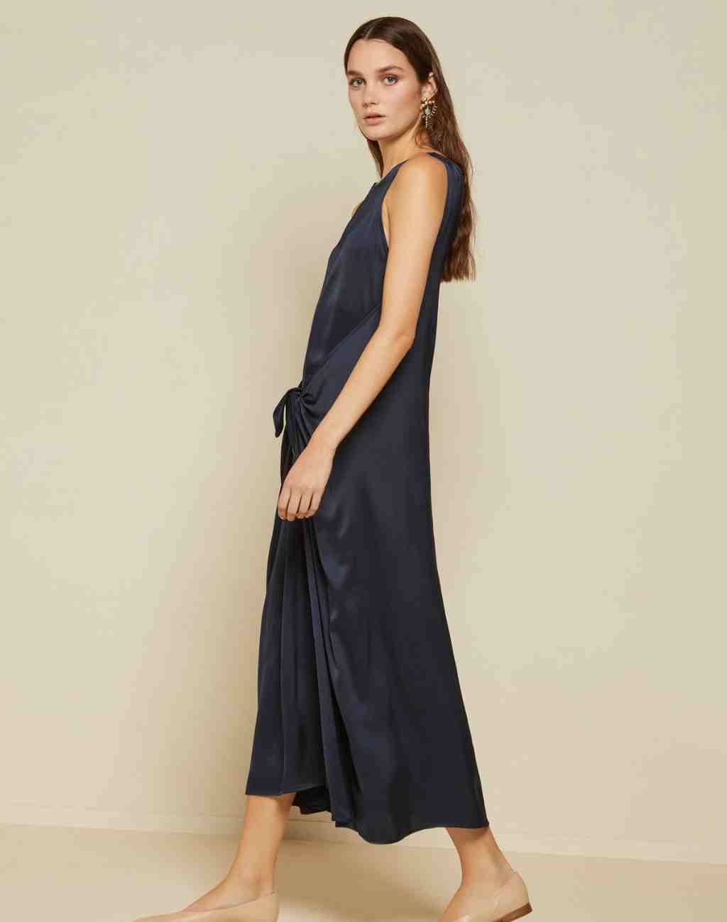 Deep Navy Sophisticated Sleeveless Maxi Dress with Flattering Front Tie